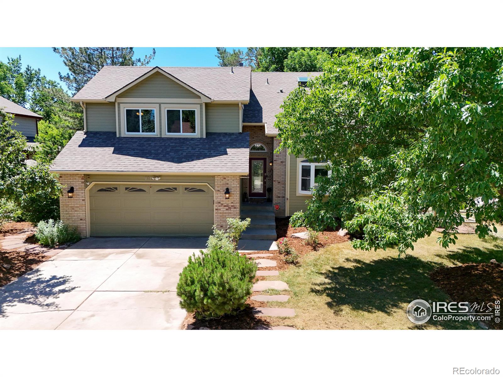 807  Grouse Circle, fort collins MLS: 4567891013548 Beds: 3 Baths: 3 Price: $660,000