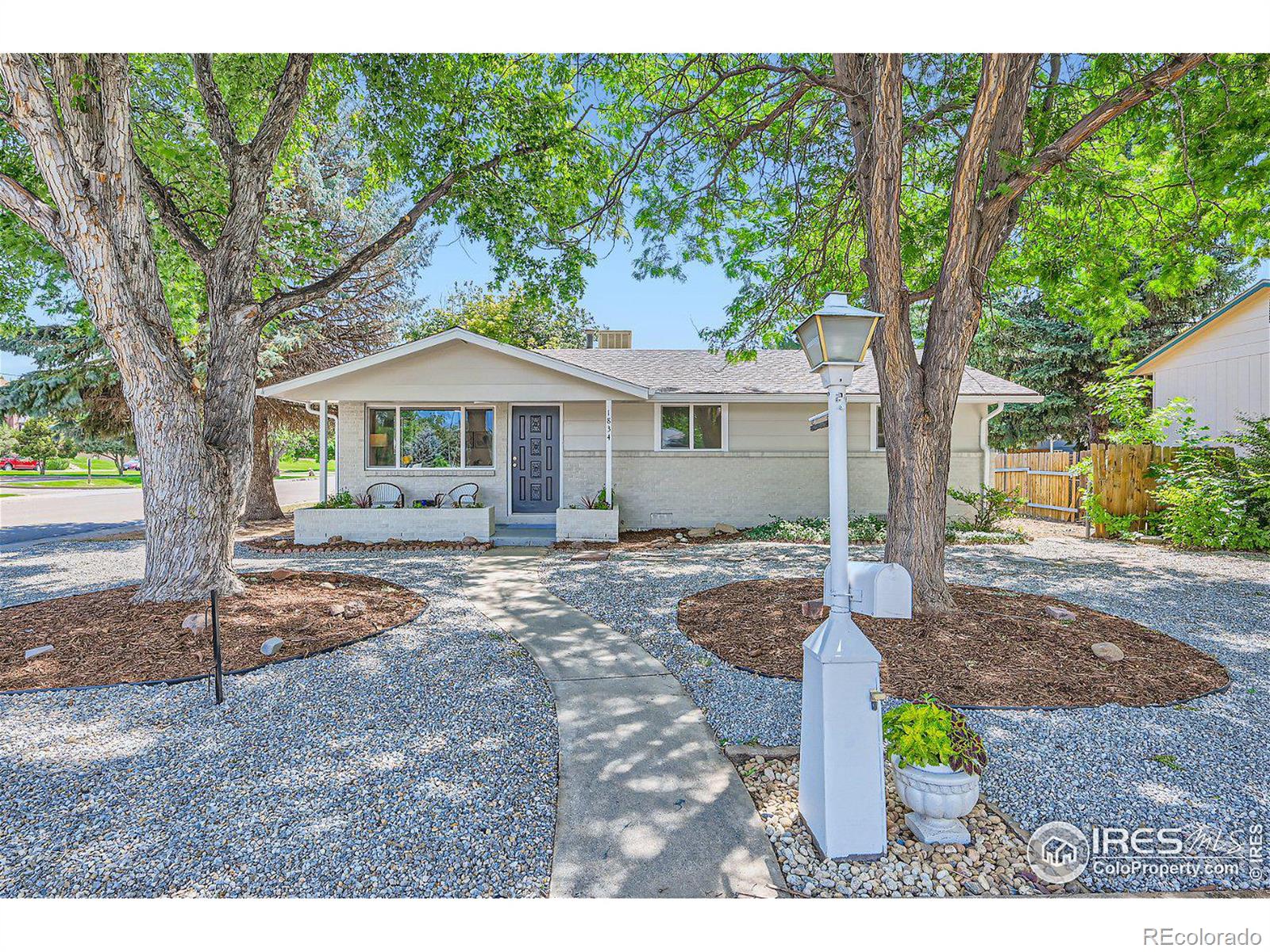 1834  Meadow Lane, longmont MLS: 4567891013565 Beds: 3 Baths: 2 Price: $499,000