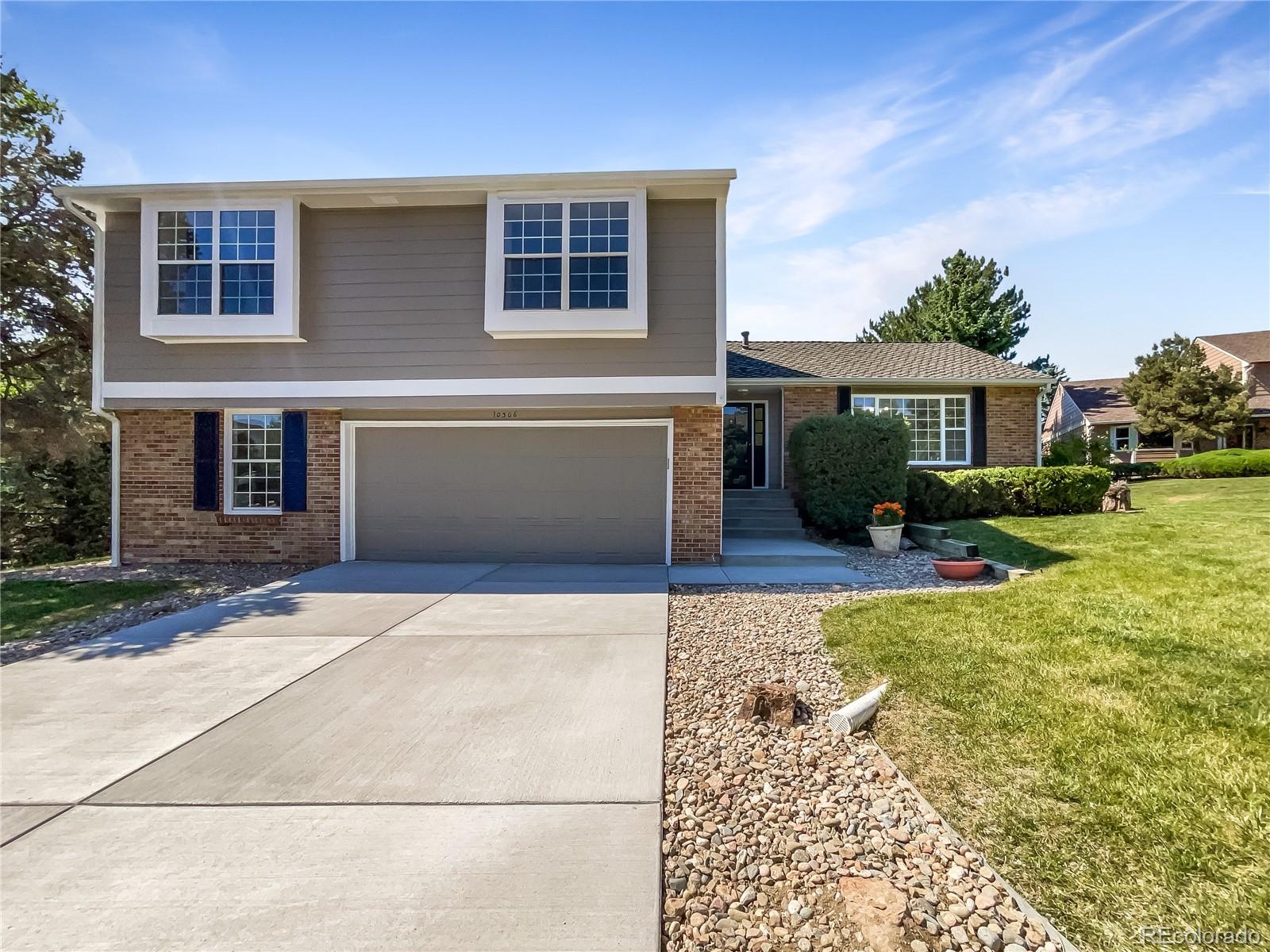 10306 W Poncha Pass, littleton MLS: 3826314 Beds: 4 Baths: 4 Price: $737,000