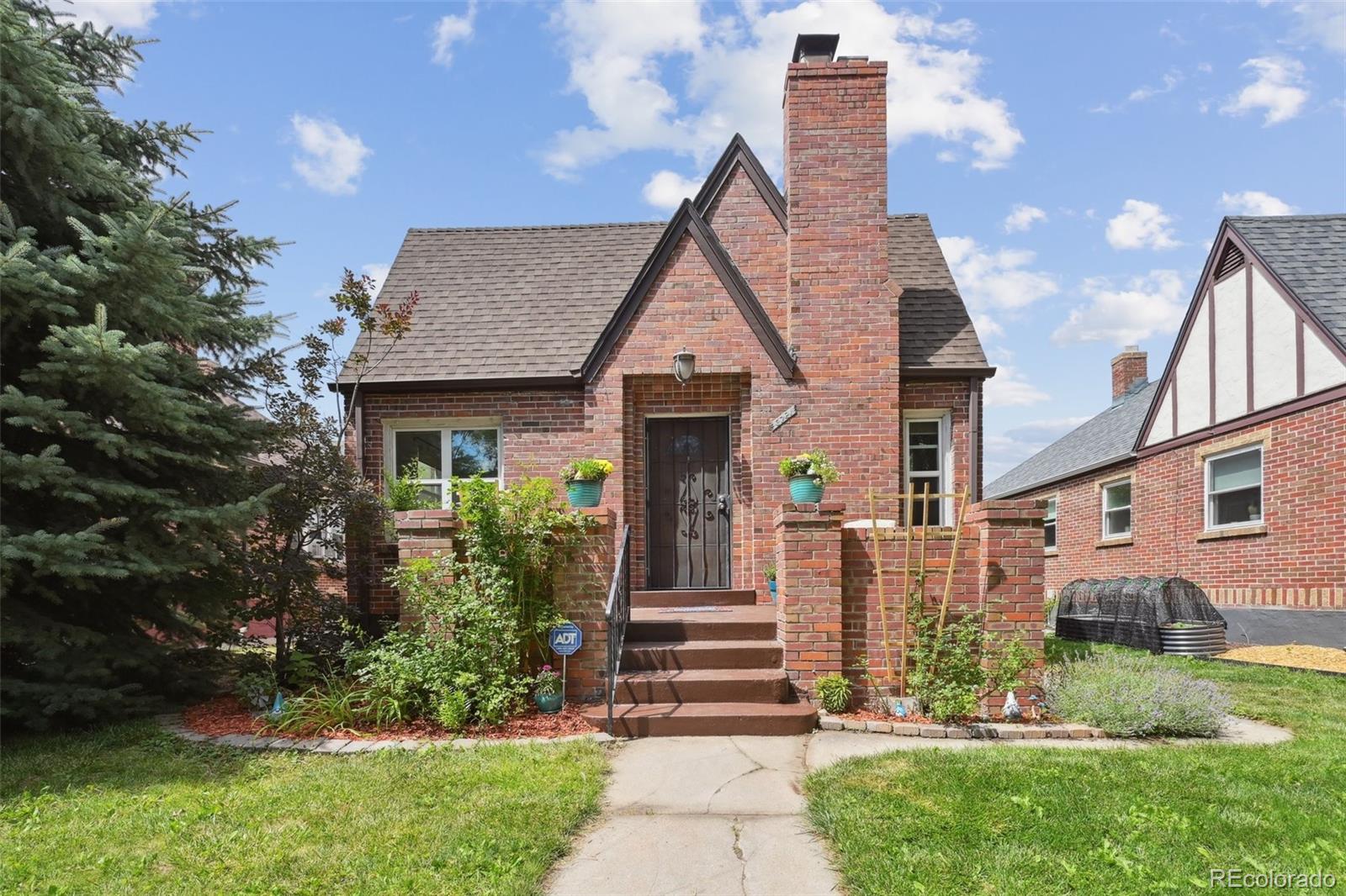 3721 w 25th avenue, Denver sold home. Closed on 2024-08-02 for $810,000.