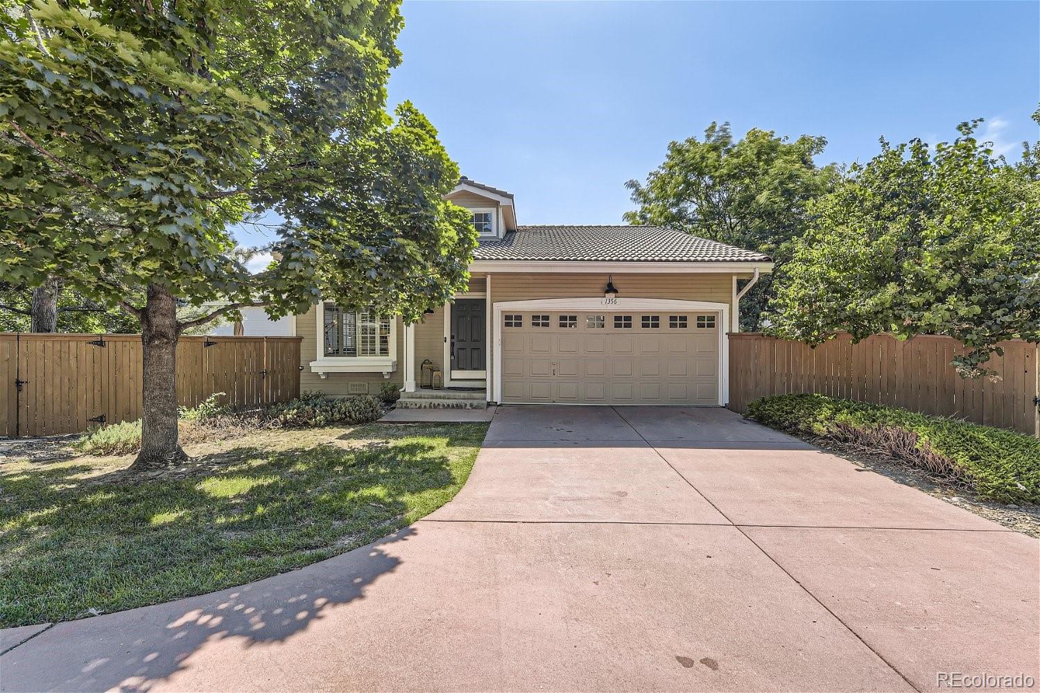 1356  Laurenwood Way, highlands ranch MLS: 9471665 Beds: 2 Baths: 2 Price: $560,000