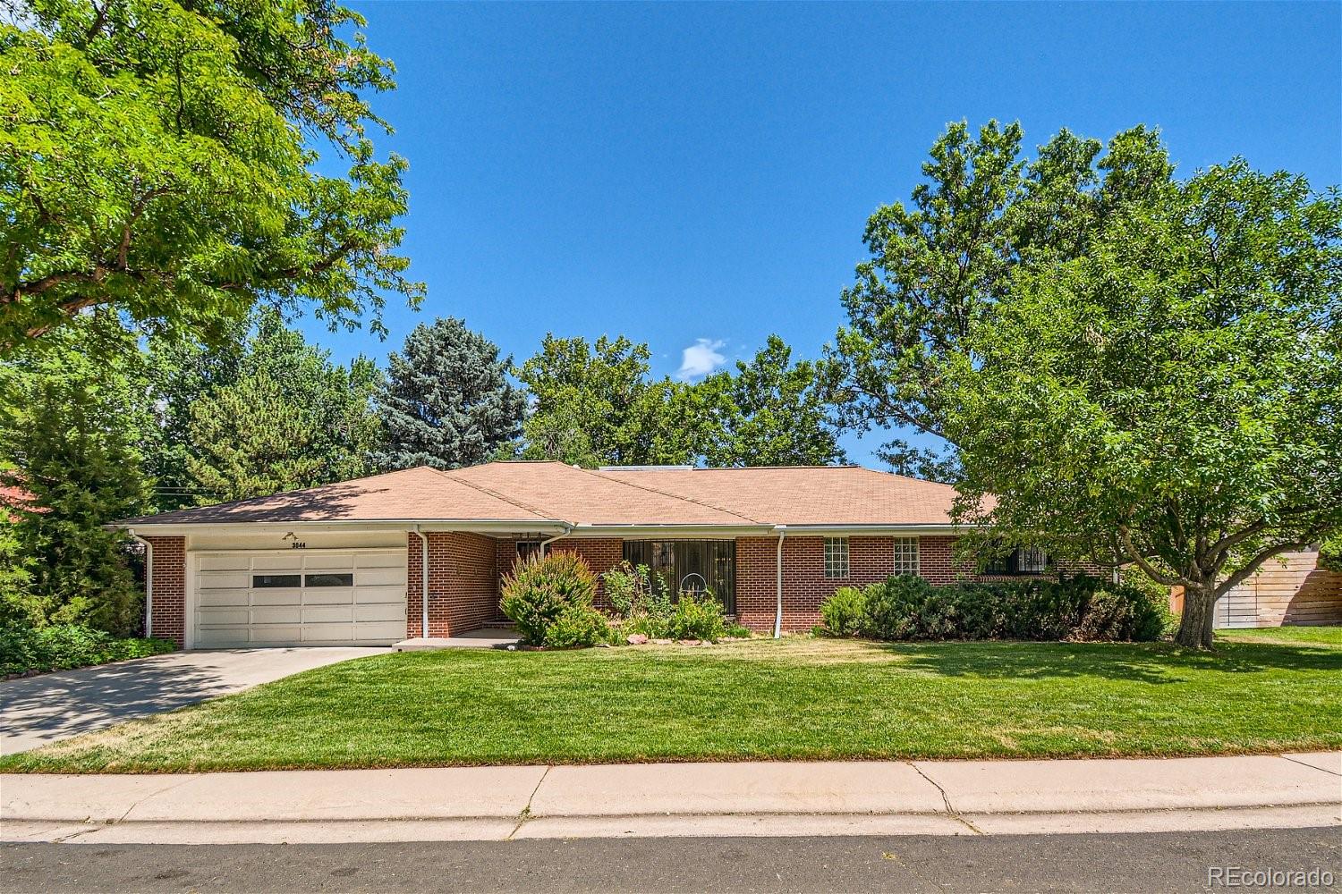 3044 S Columbine Street, denver MLS: 2174682 Beds: 4 Baths: 3 Price: $1,000,000