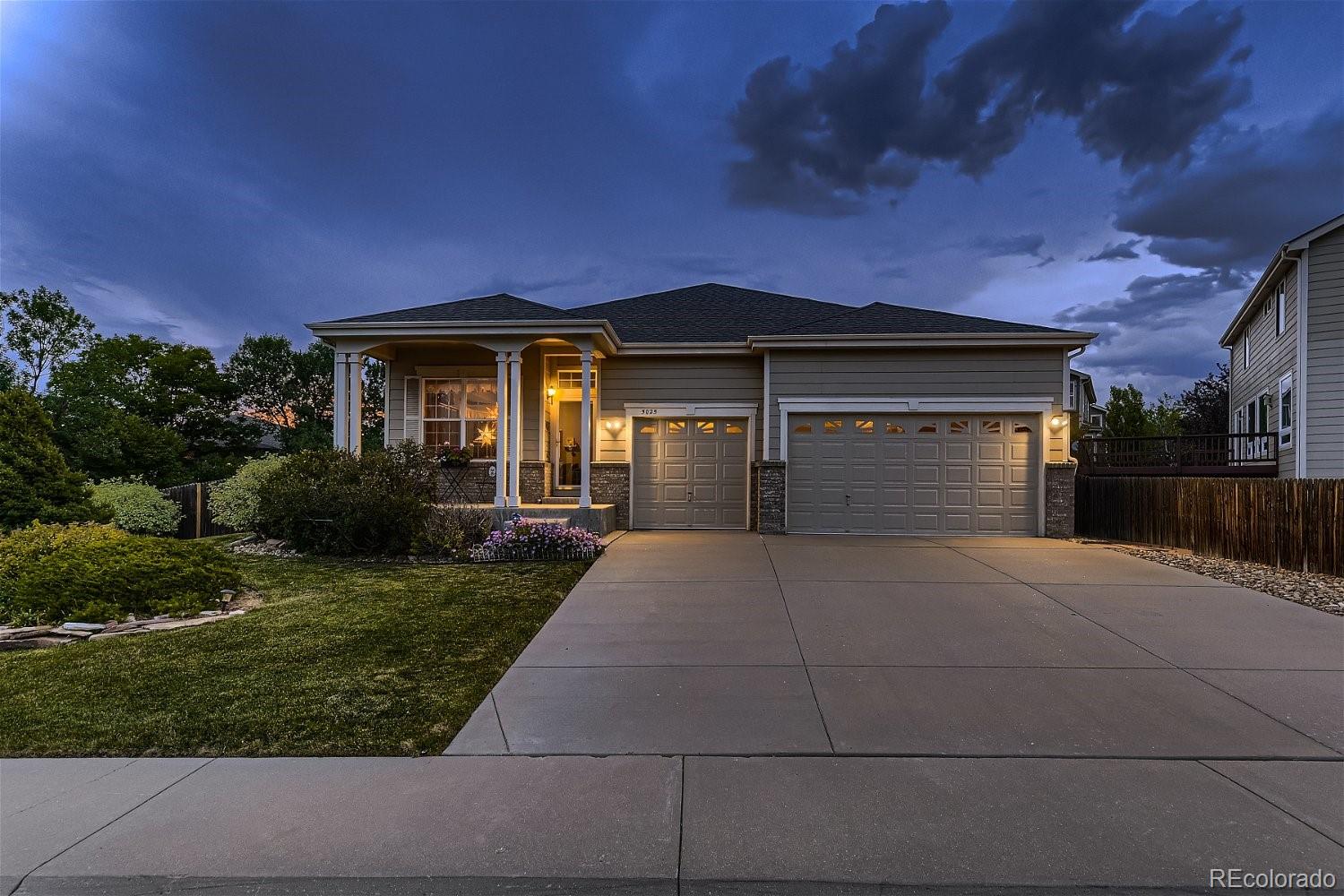 5025 S Malaya Way, aurora MLS: 8241034 Beds: 4 Baths: 2 Price: $639,900