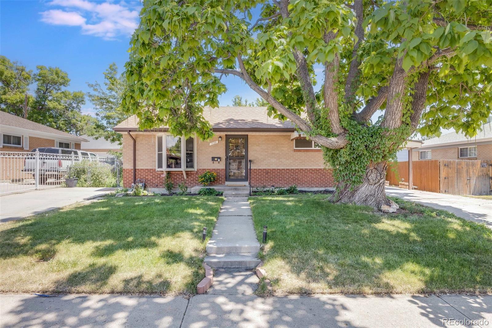 7130  Alan Drive, denver MLS: 5484091 Beds: 3 Baths: 2 Price: $515,000