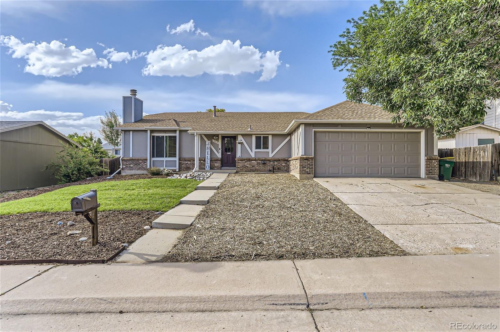 18051 E Loyola Place, aurora MLS: 2080839 Beds: 4 Baths: 2 Price: $500,000