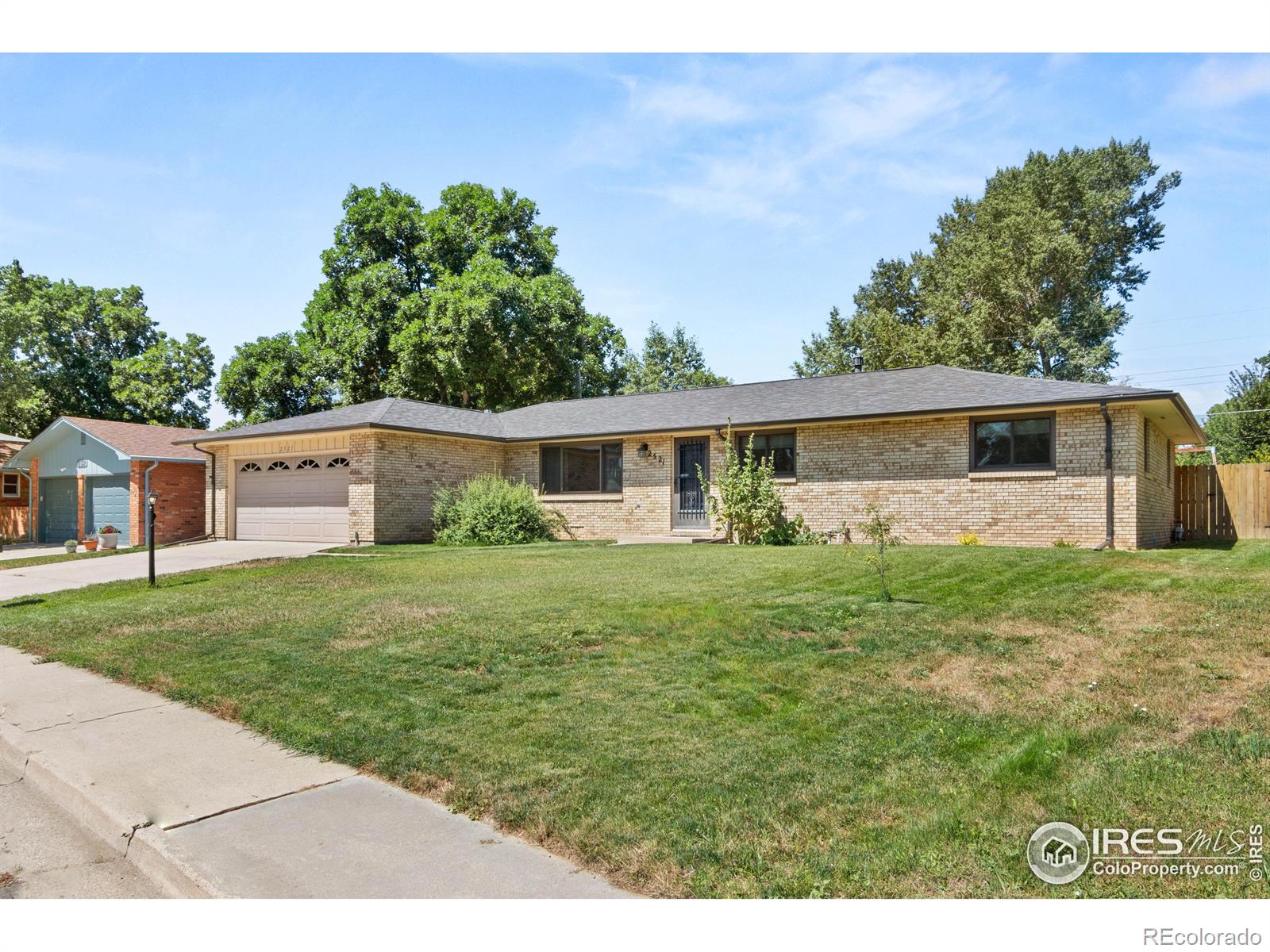 2521  Fairplay Drive, loveland MLS: 4567891013986 Beds: 3 Baths: 2 Price: $455,000