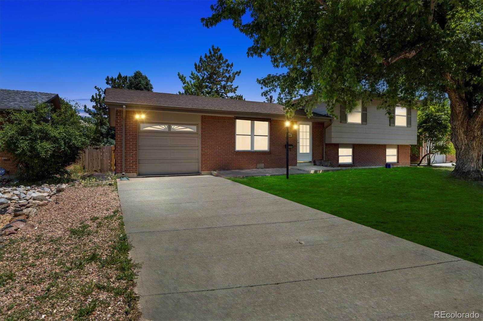 1314 S Poplar Street, denver MLS: 6952243 Beds: 4 Baths: 3 Price: $525,000