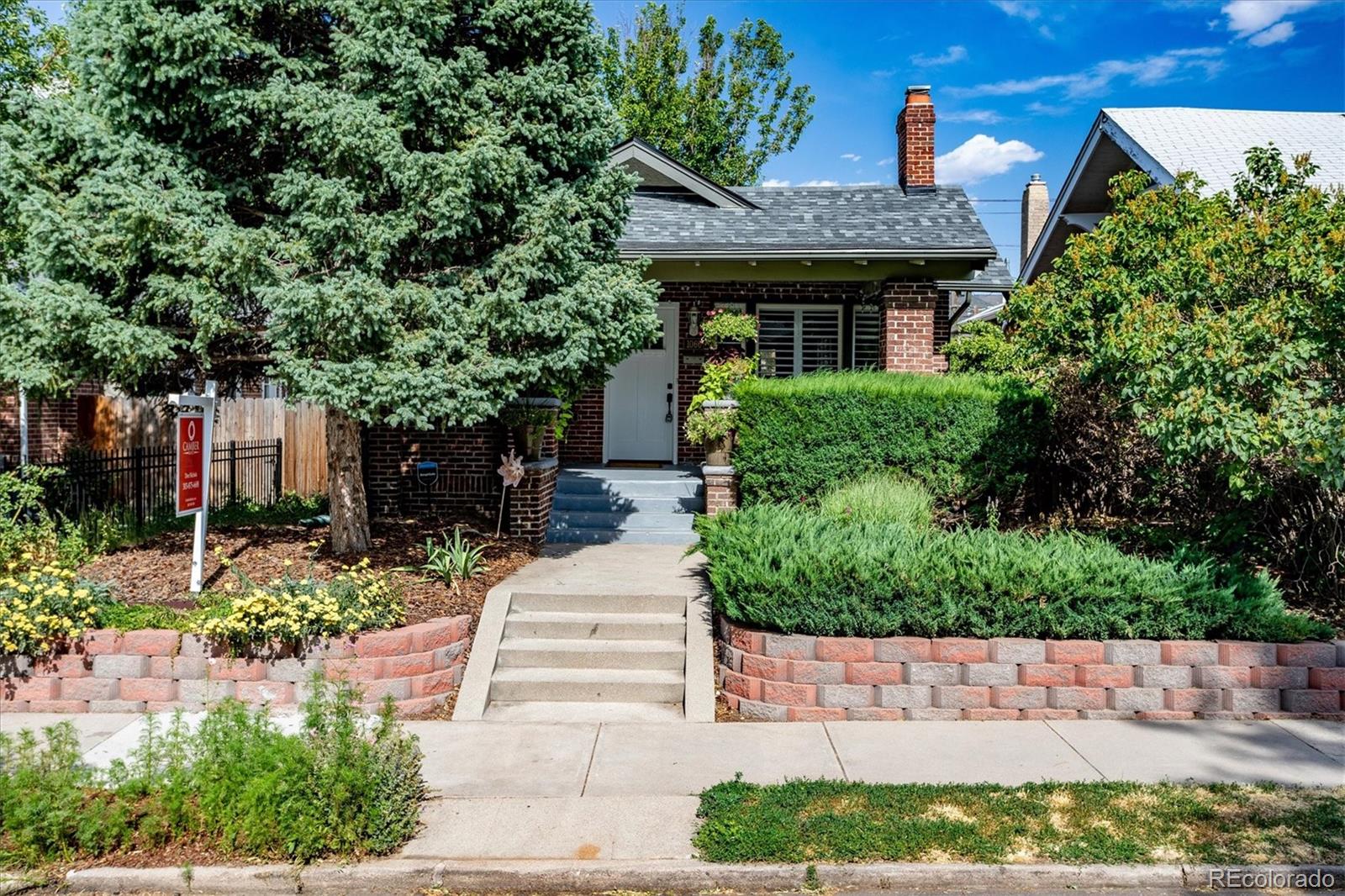 1066 n harrison street, Denver sold home. Closed on 2024-11-15 for $775,000.