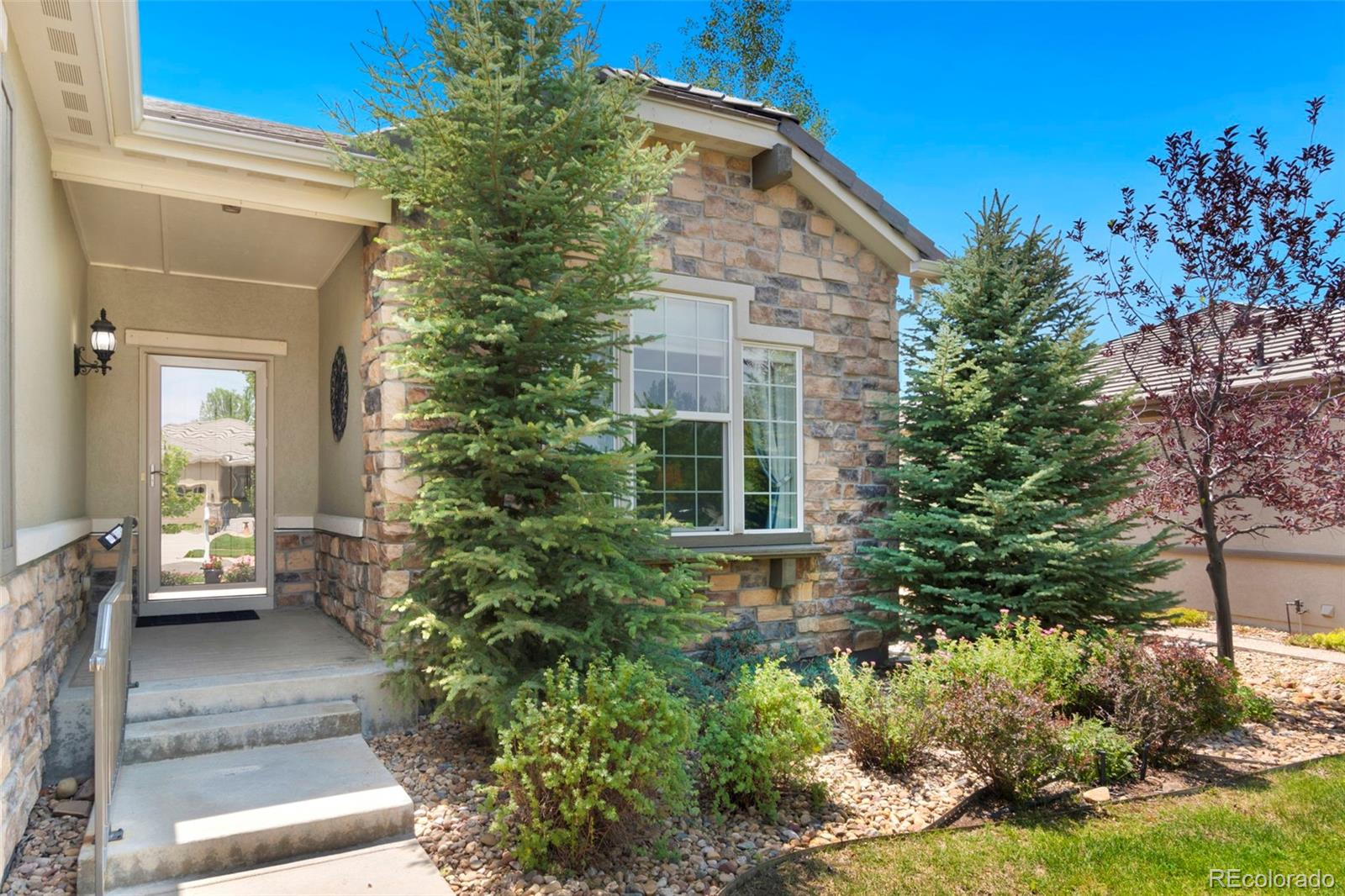 16531  Sherman Way, broomfield MLS: 3830799 Beds: 2 Baths: 2 Price: $689,500