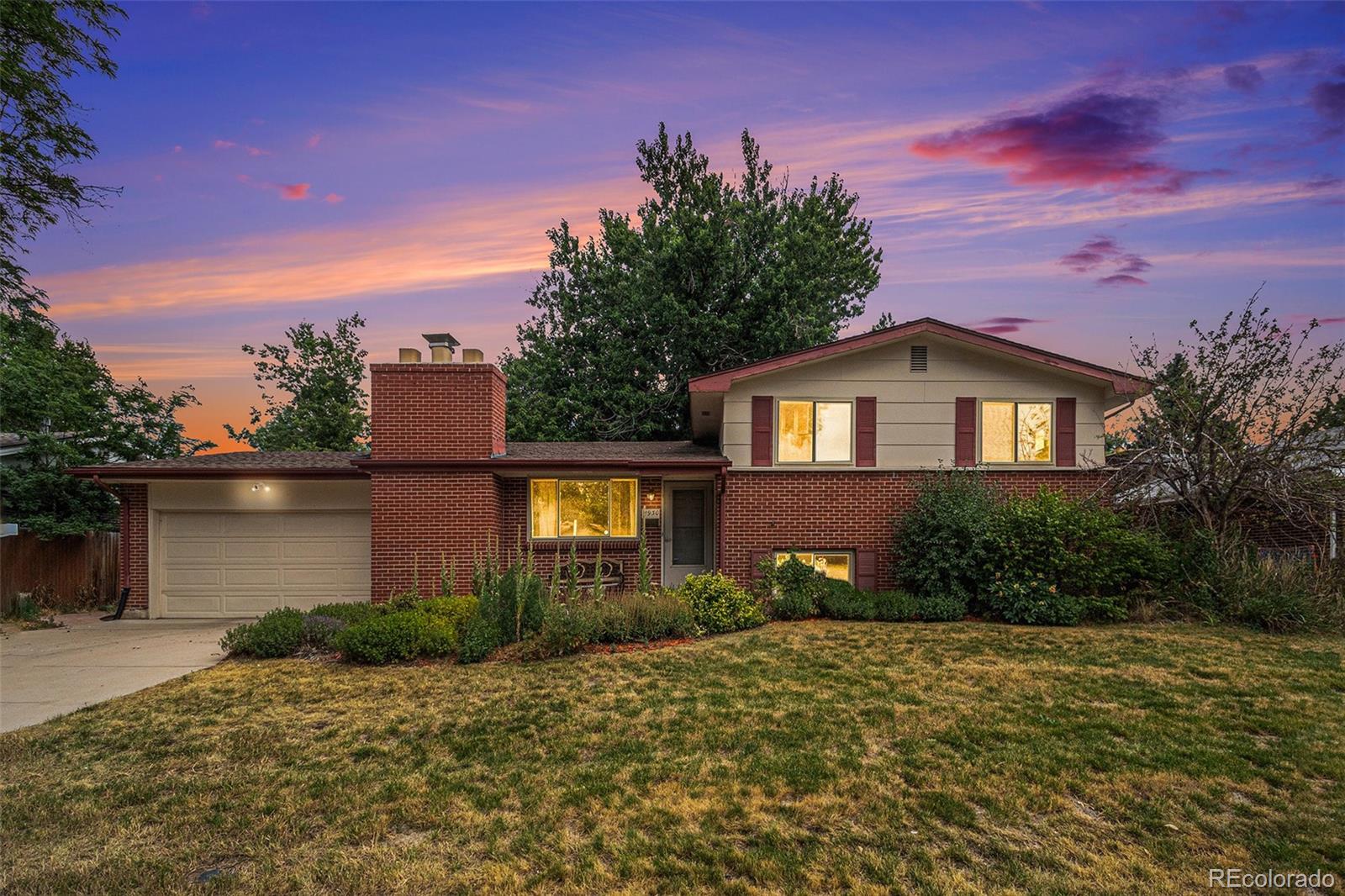 2930 S Jay Street, denver MLS: 3129093 Beds: 4 Baths: 3 Price: $500,000