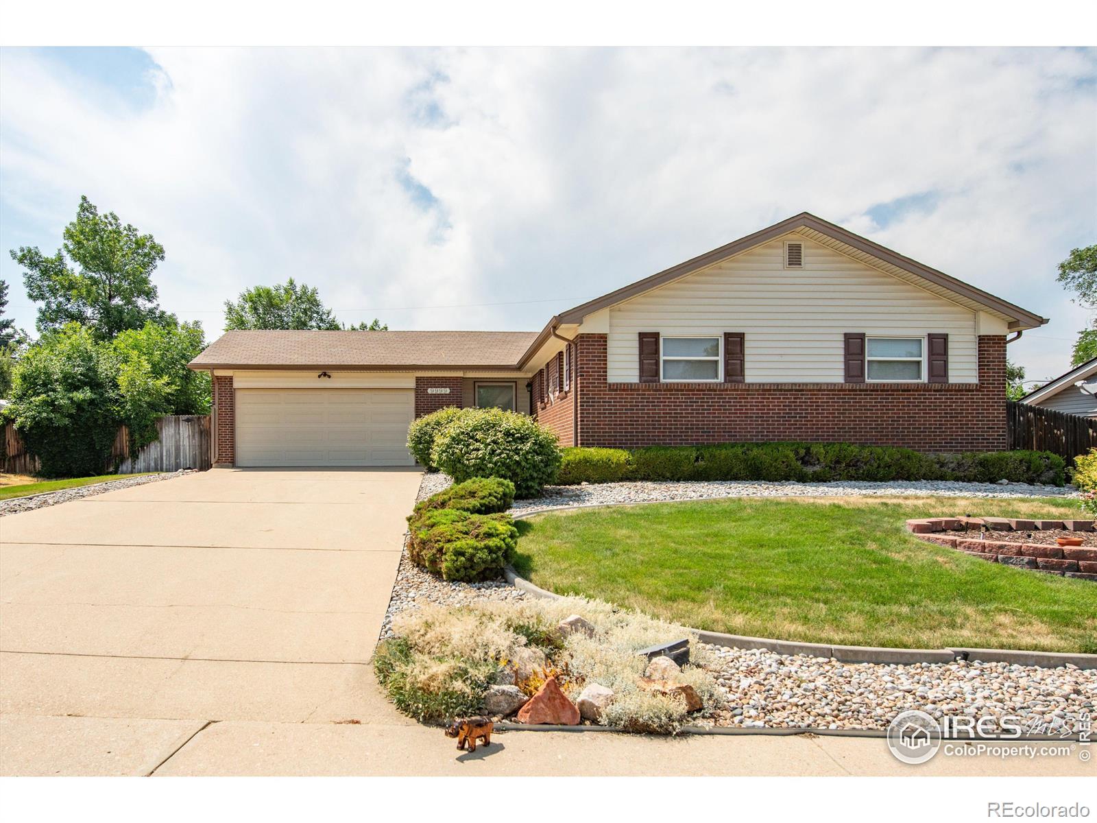 9999  Dodge Drive, northglenn MLS: 4567891014353 Beds: 3 Baths: 2 Price: $470,000