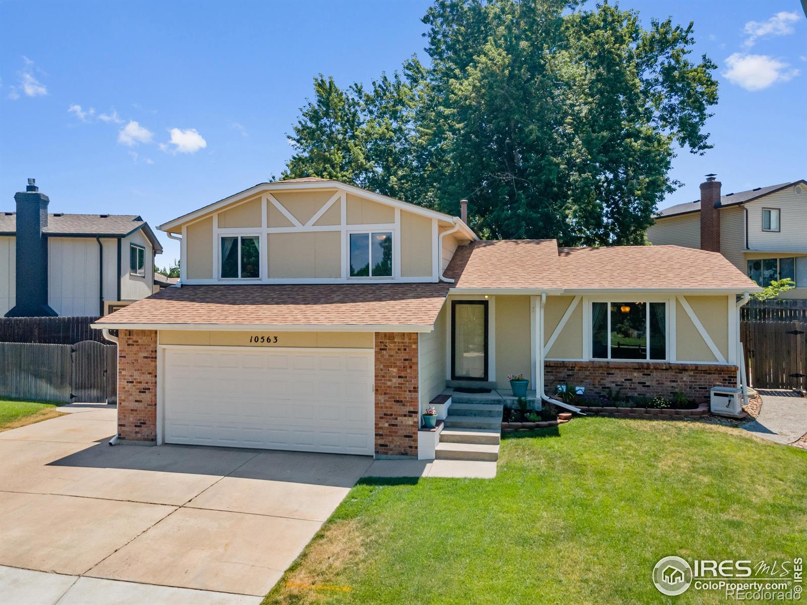 10563  Canosa Court, denver MLS: 4567891014357 Beds: 4 Baths: 4 Price: $580,000