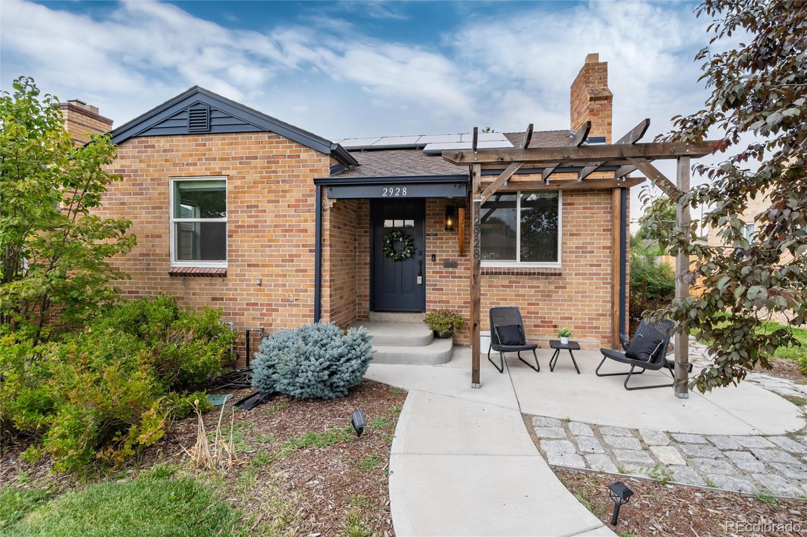 2928  Eudora Street, denver MLS: 8512401 Beds: 3 Baths: 3 Price: $767,500