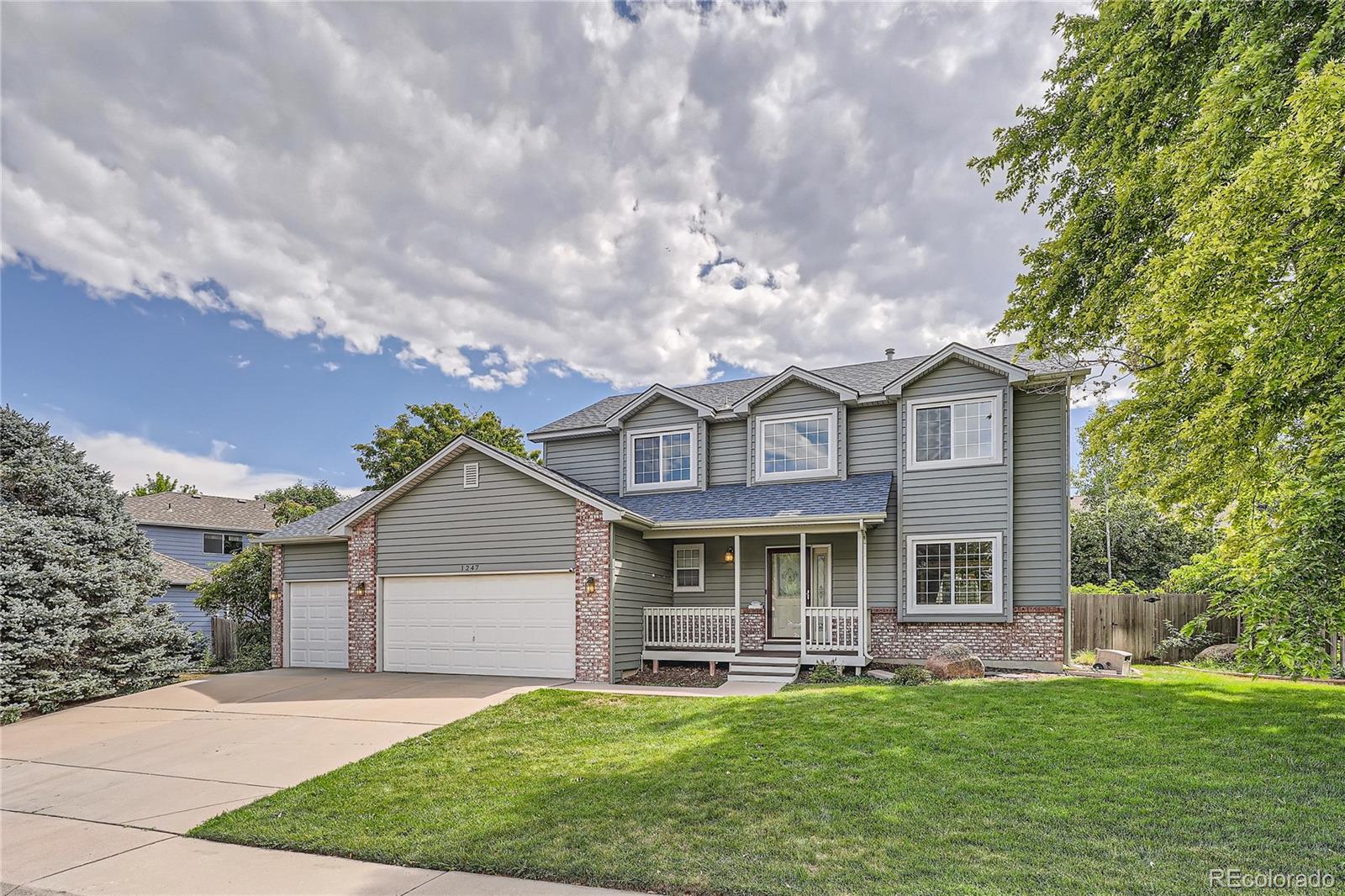 1247  Inverness Street, broomfield MLS: 1864662 Beds: 5 Baths: 4 Price: $695,000