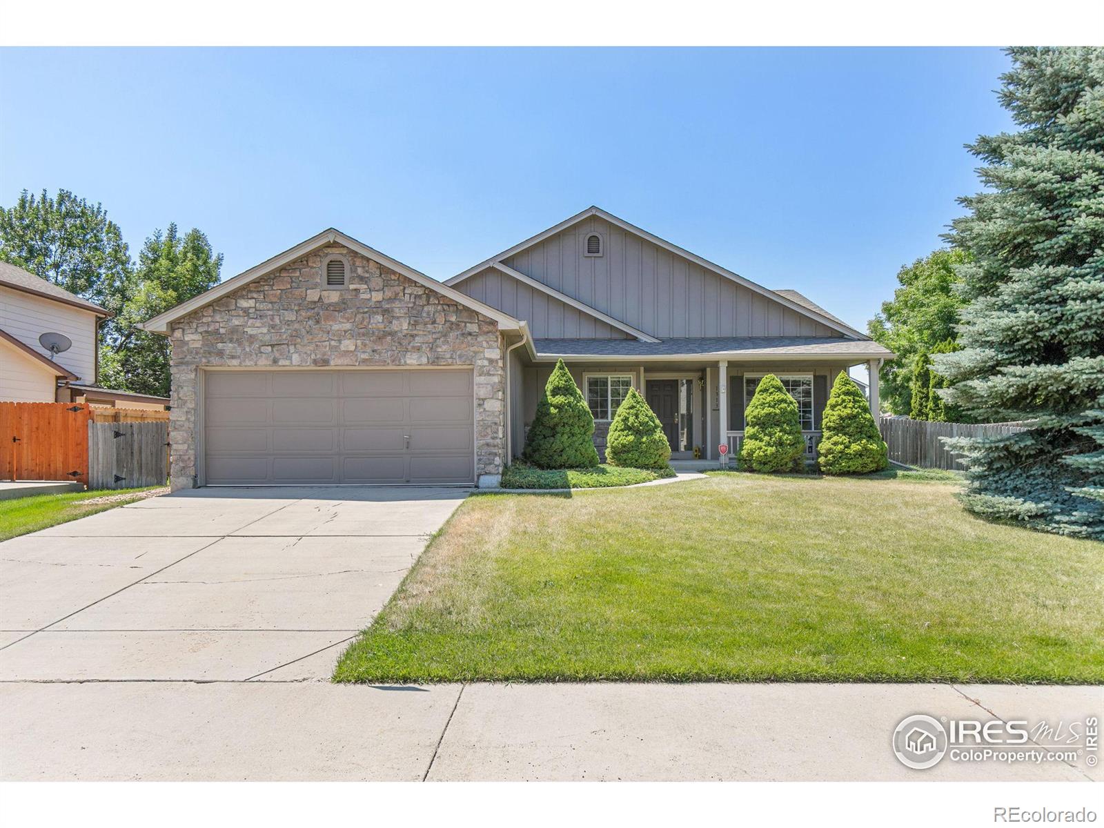 1313  Bramble Place, longmont MLS: 4567891014424 Beds: 3 Baths: 3 Price: $550,000