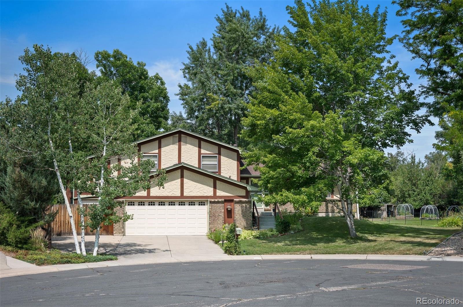 6985  queen circle, Arvada sold home. Closed on 2024-09-05 for $610,000.