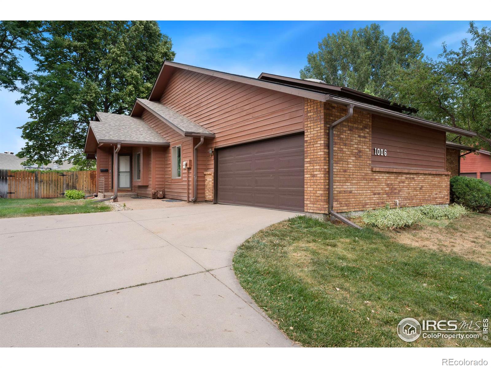 1006  Strachan Drive, fort collins MLS: 4567891014618 Beds: 2 Baths: 2 Price: $420,000