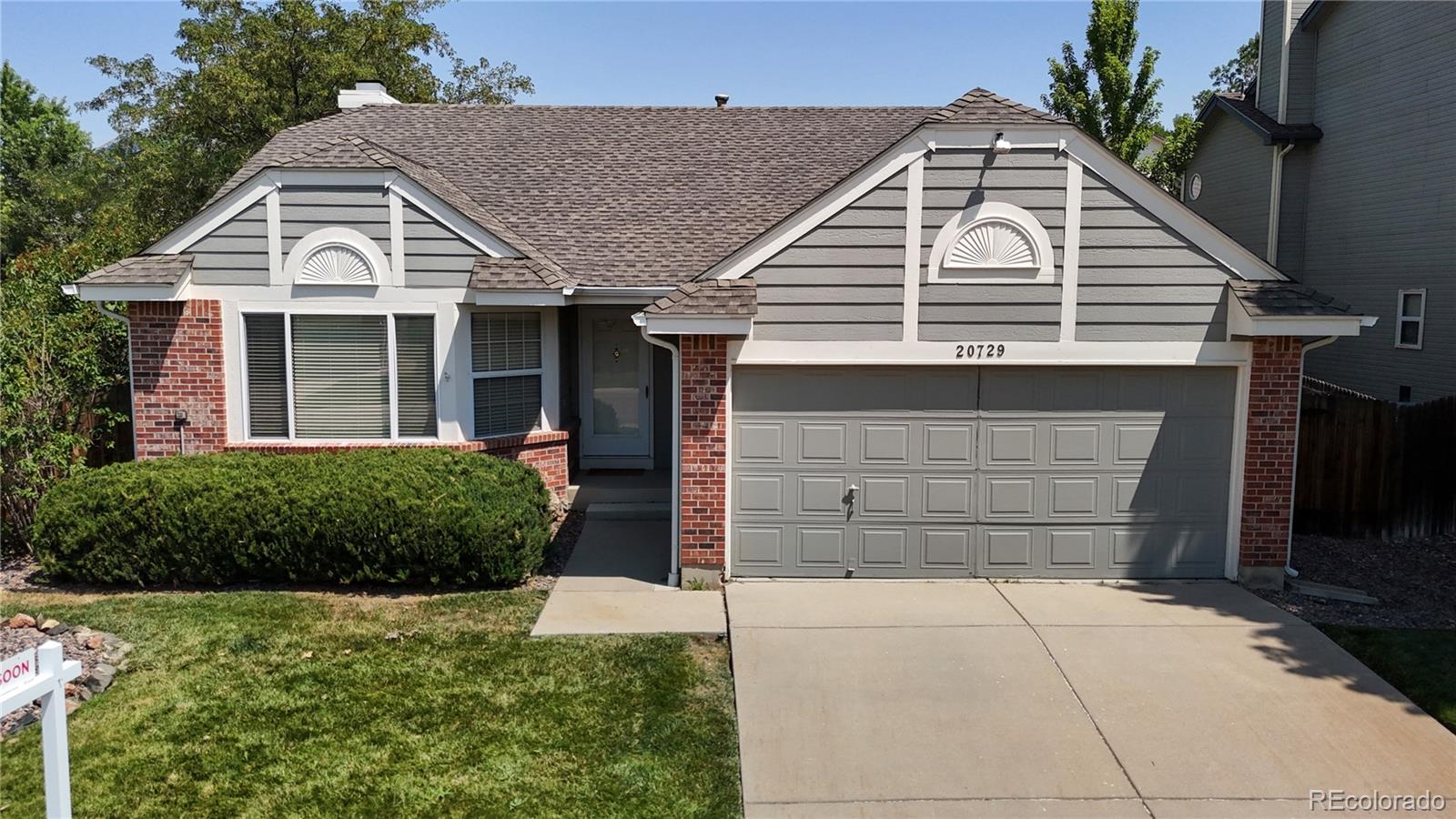 20729 E Princeton Place, aurora MLS: 5712490 Beds: 2 Baths: 2 Price: $495,000