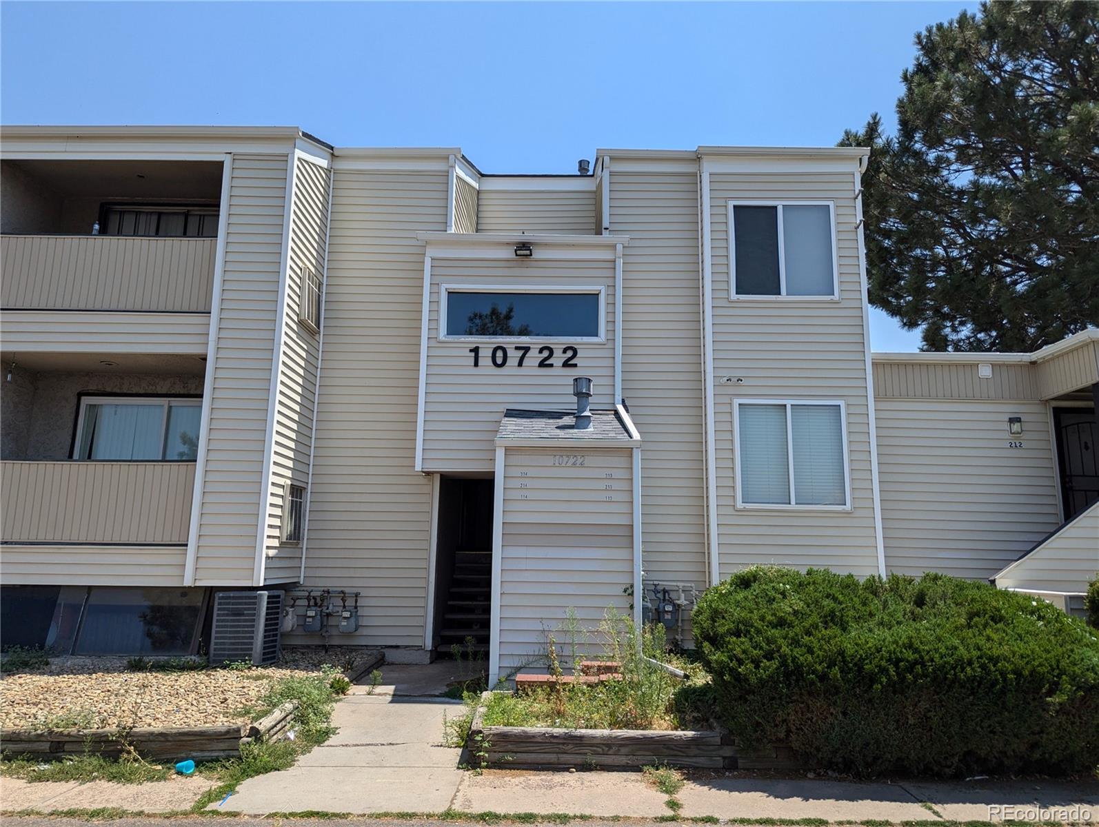 10722 E Exposition Avenue 315, Aurora  MLS: 5091413 Beds: 2 Baths: 1 Price: $139,900