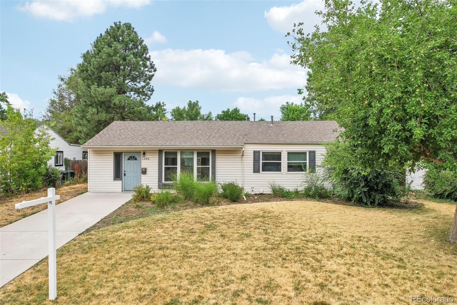 1285 S Glencoe Street, denver MLS: 7497979 Beds: 3 Baths: 2 Price: $519,900