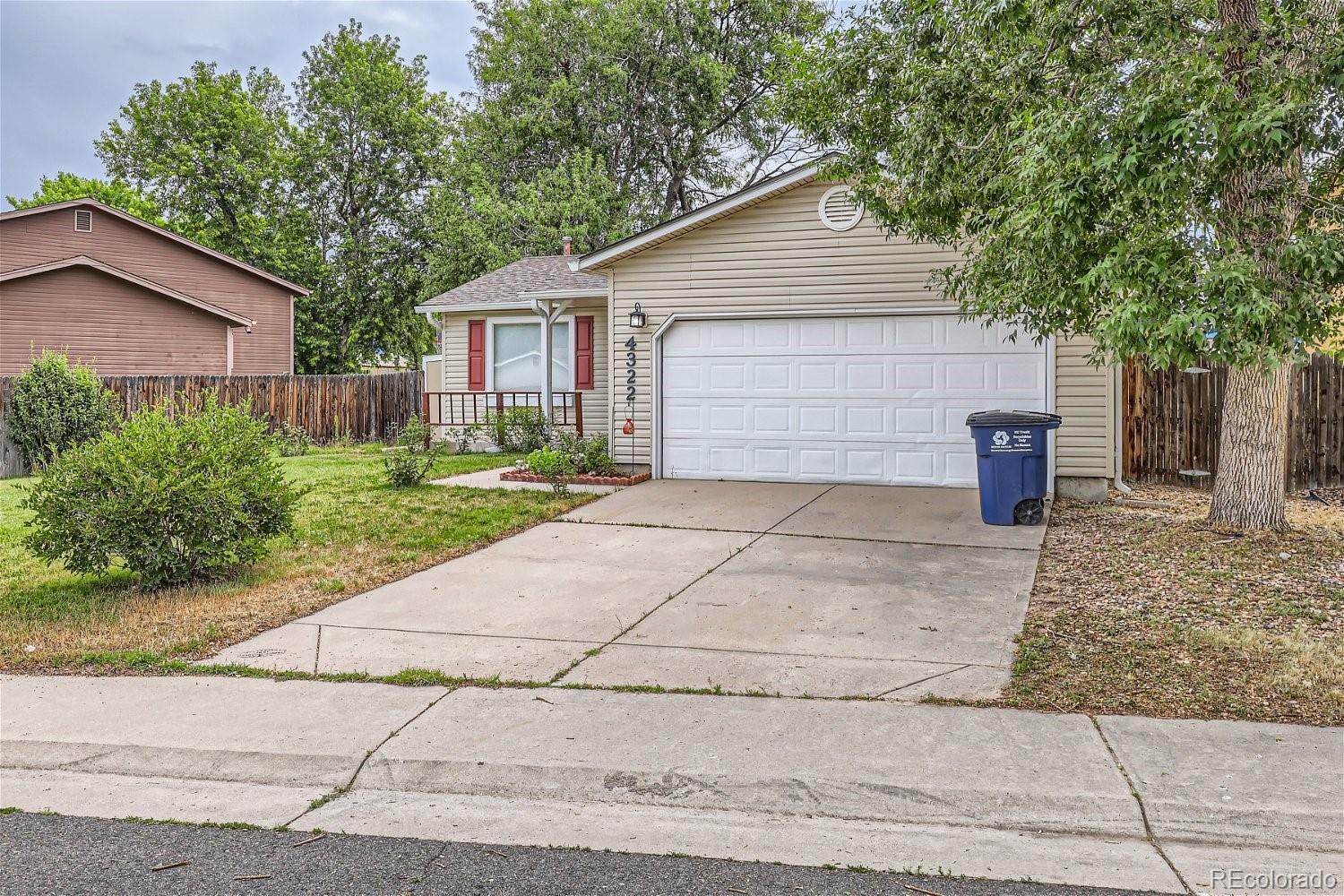 4322  Elkhart Street, denver MLS: 4676117 Beds: 3 Baths: 2 Price: $430,000