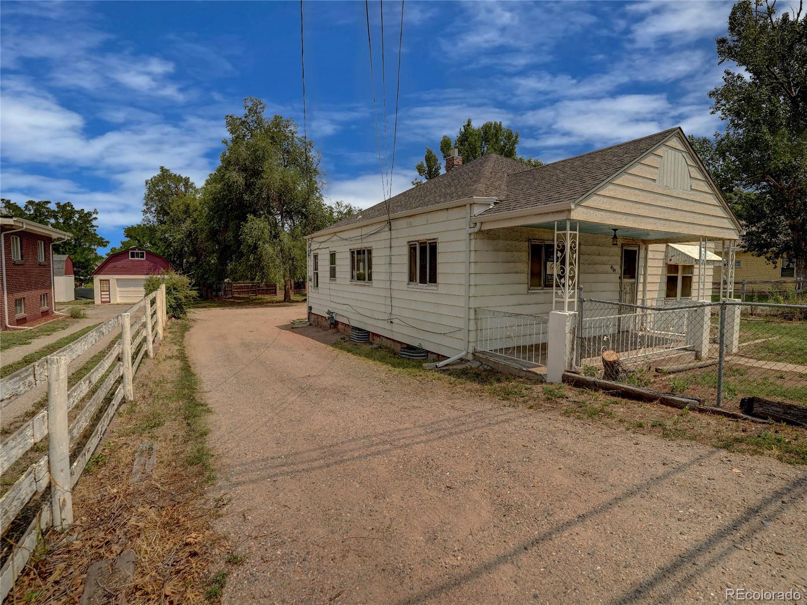 4569 W 52nd Avenue, denver MLS: 7575918 Beds: 4 Baths: 1 Price: $335,000