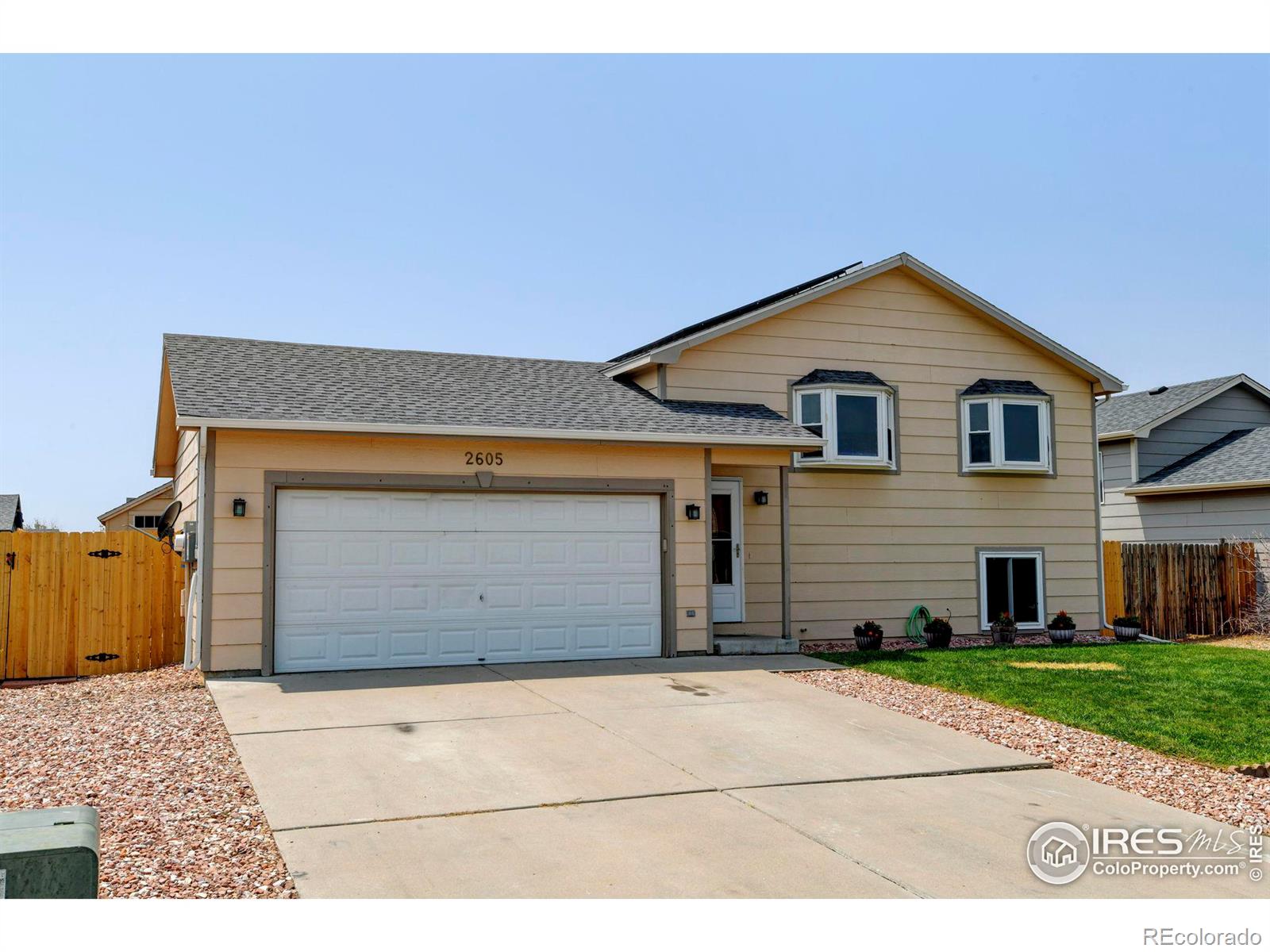 2605  Arbor Avenue, greeley MLS: 4567891014958 Beds: 3 Baths: 2 Price: $385,000