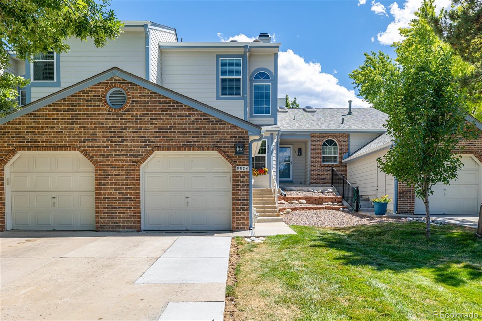 8808 W Plymouth Avenue, littleton MLS: 3867255 Beds: 2 Baths: 2 Price: $435,000