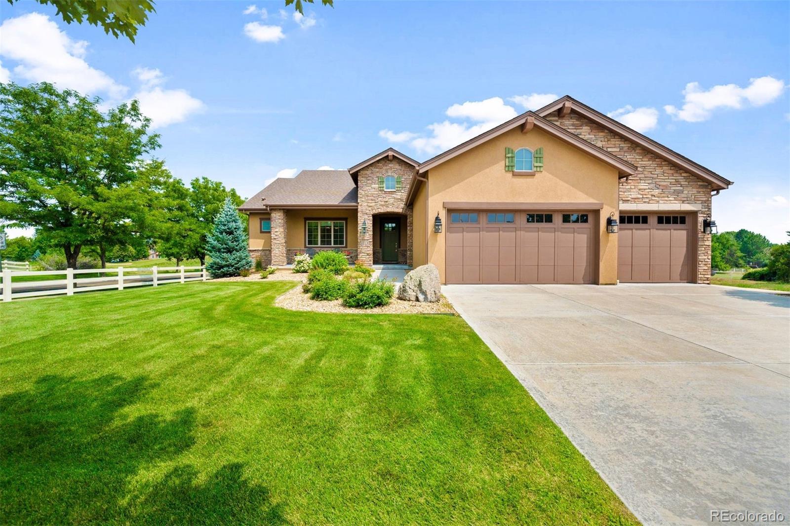 4320  Crestone Circle, broomfield MLS: 7623966 Beds: 3 Baths: 3 Price: $1,200,000