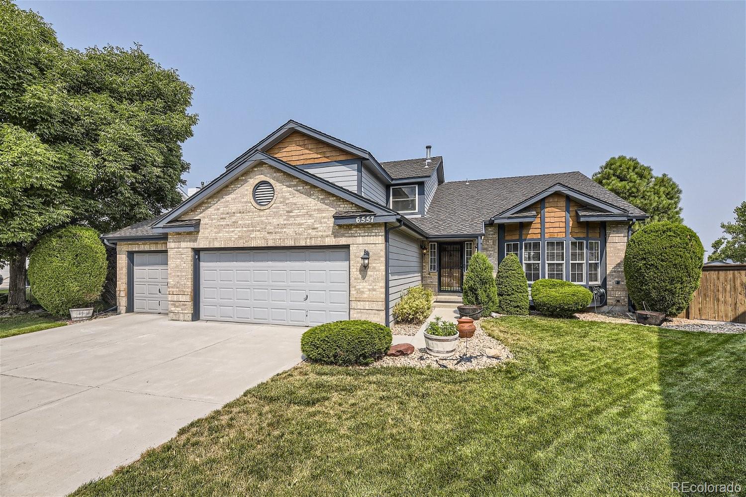 6557  Jackson Lane, highlands ranch MLS: 6402996 Beds: 4 Baths: 3 Price: $745,000