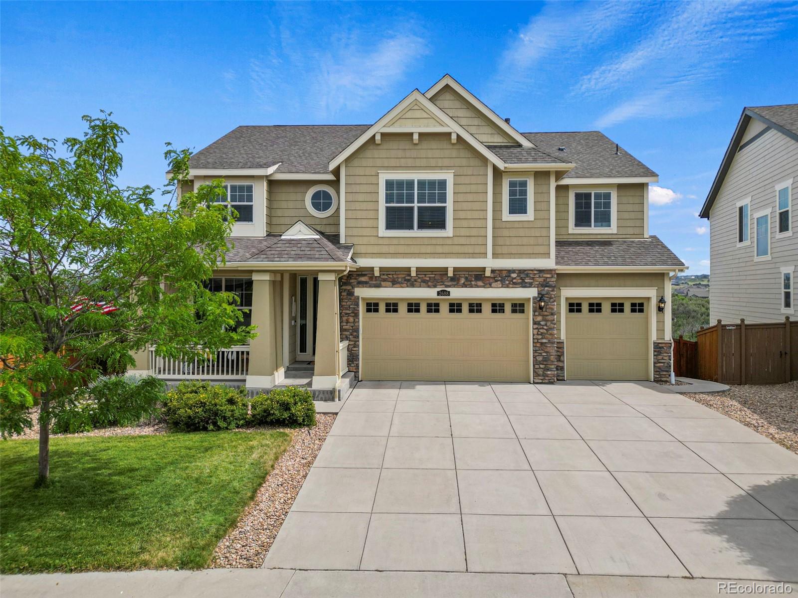 2688  Red Bird Trail, castle rock MLS: 2974160 Beds: 4 Baths: 3 Price: $790,000