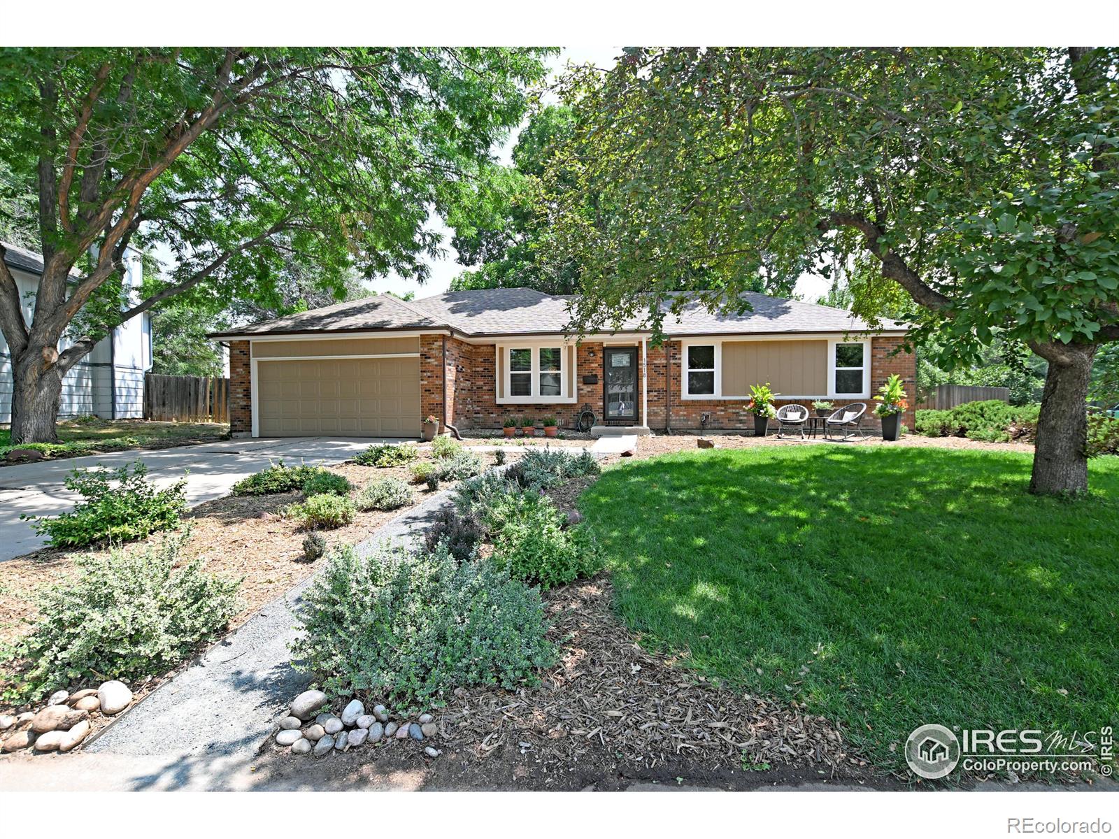 1518  Yount Street, fort collins MLS: 4567891015226 Beds: 3 Baths: 1 Price: $485,000