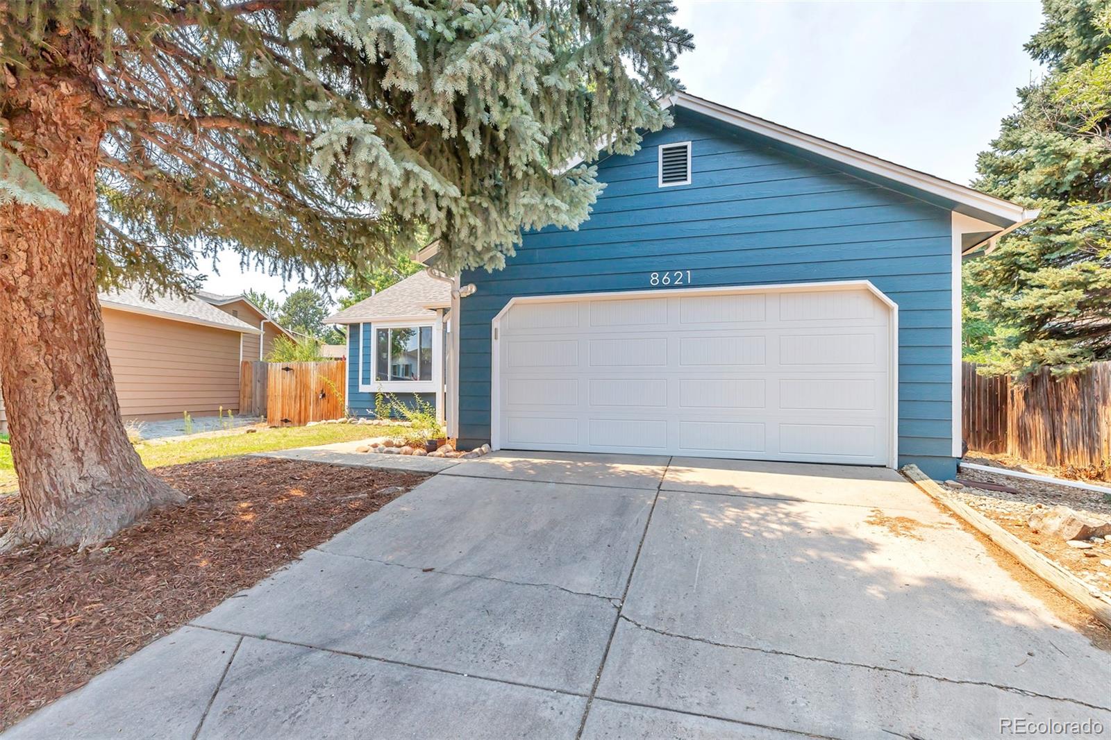 8621 W Star Circle, littleton MLS: 1613914 Beds: 3 Baths: 1 Price: $535,000