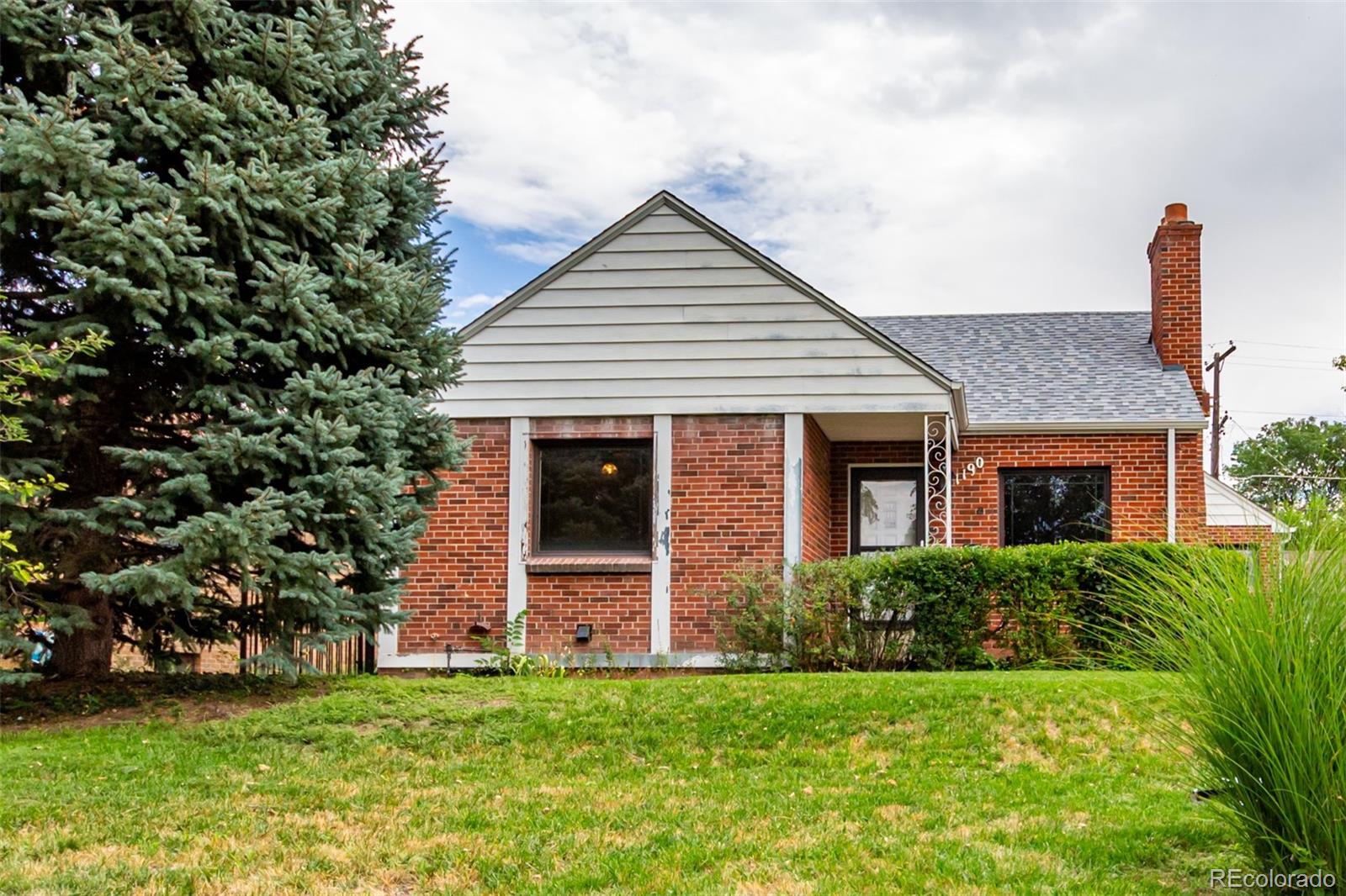 1190  glencoe street, Denver sold home. Closed on 2024-09-16 for $690,000.