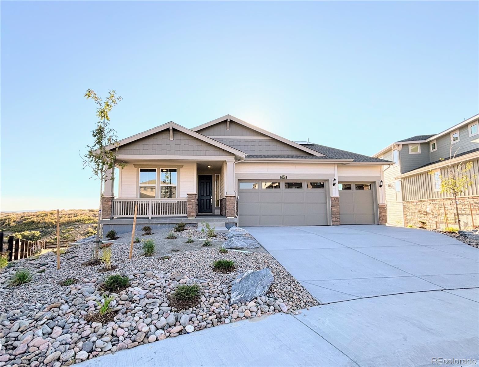 3978  Bowline Court, castle rock MLS: 6324062 Beds: 3 Baths: 3 Price: $924,900