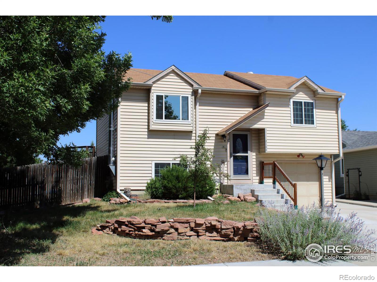 2168  Tulip Street, longmont MLS: 4567891015412 Beds: 3 Baths: 2 Price: $445,000