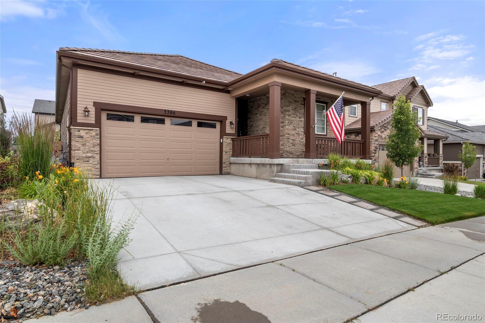 3386  Flat Top Drive, broomfield MLS: 9037383 Beds: 3 Baths: 2 Price: $760,000