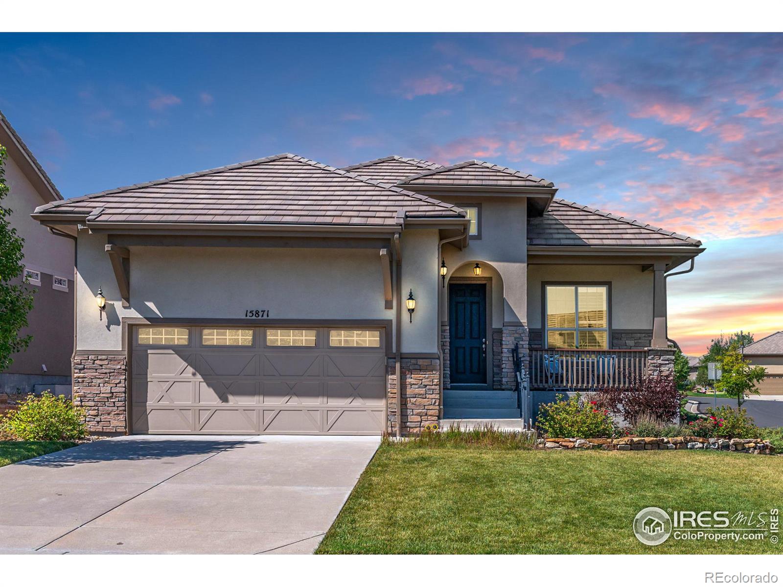 15871  Lavender Place, broomfield MLS: 4567891015453 Beds: 2 Baths: 2 Price: $739,000