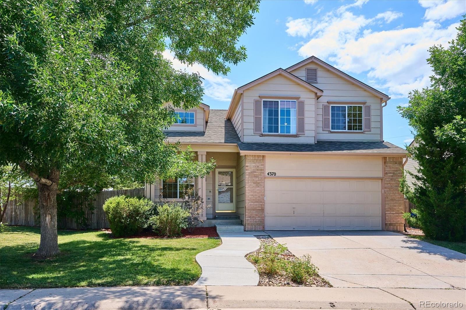 4370  Decatur Avenue, castle rock MLS: 7470214 Beds: 3 Baths: 3 Price: $559,900