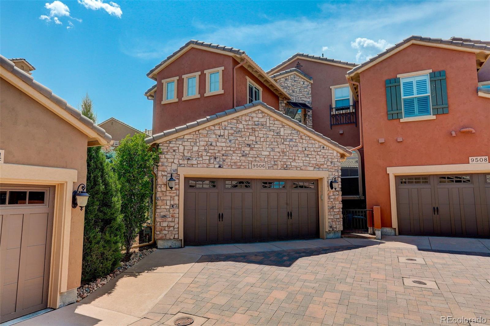 9506  Pendio Court , Highlands Ranch  MLS: 8098825 Beds: 3 Baths: 3 Price: $850,000