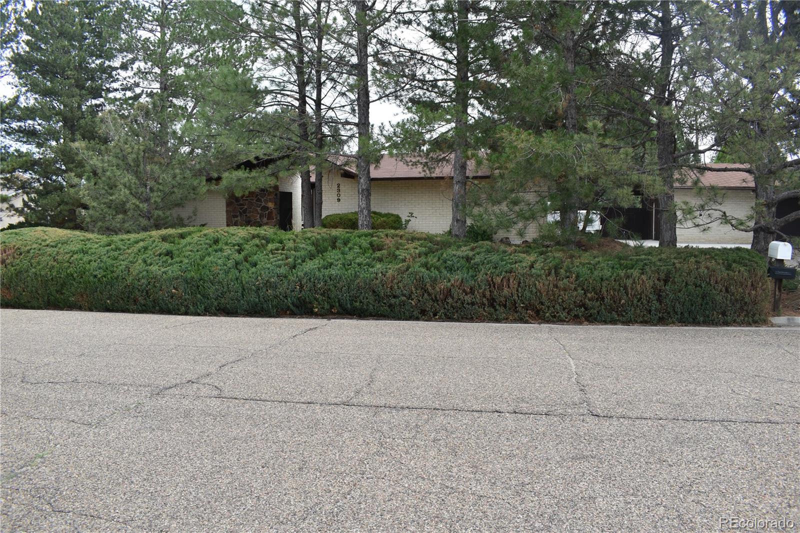 2309 carson avenue, La Junta sold home. Closed on 2025-02-26 for $365,000.