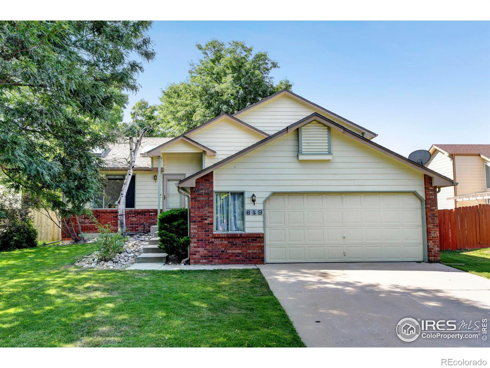 819  Quail Run, fort collins MLS: 4567891015654 Beds: 4 Baths: 3 Price: $599,000