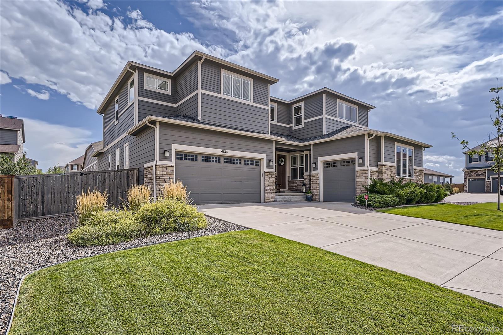 4814 E 143rd Avenue, thornton MLS: 2226802 Beds: 5 Baths: 5 Price: $915,000