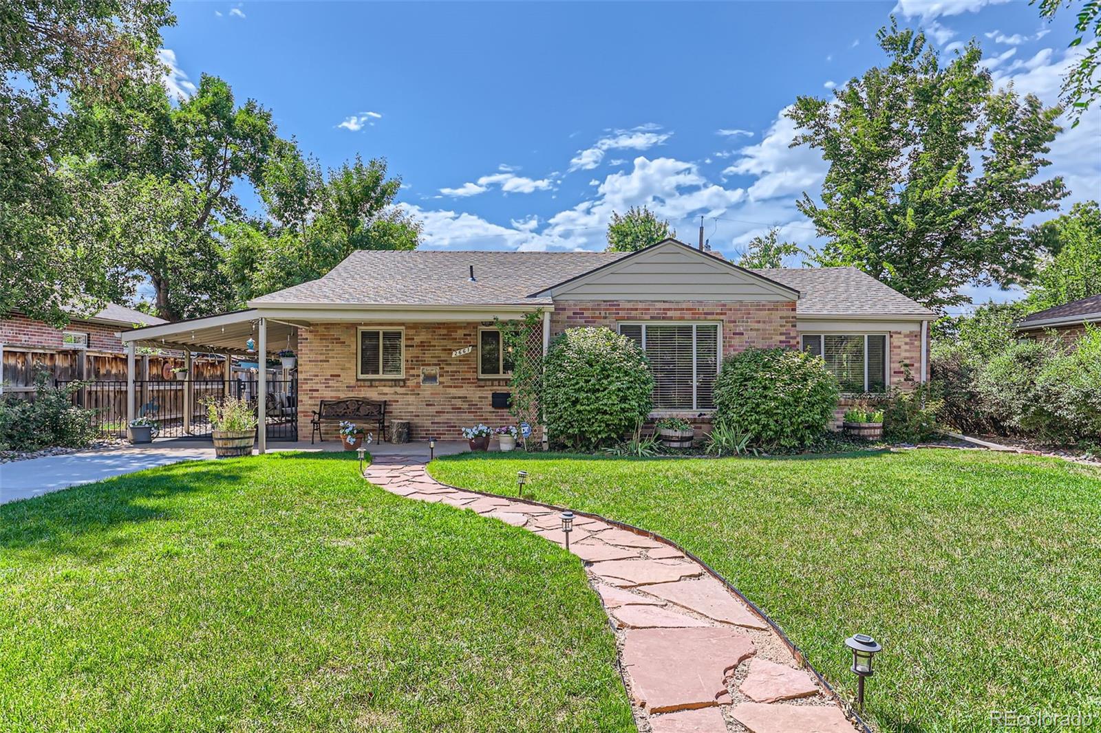 2661  Leyden Street, denver MLS: 8938658 Beds: 3 Baths: 2 Price: $699,900