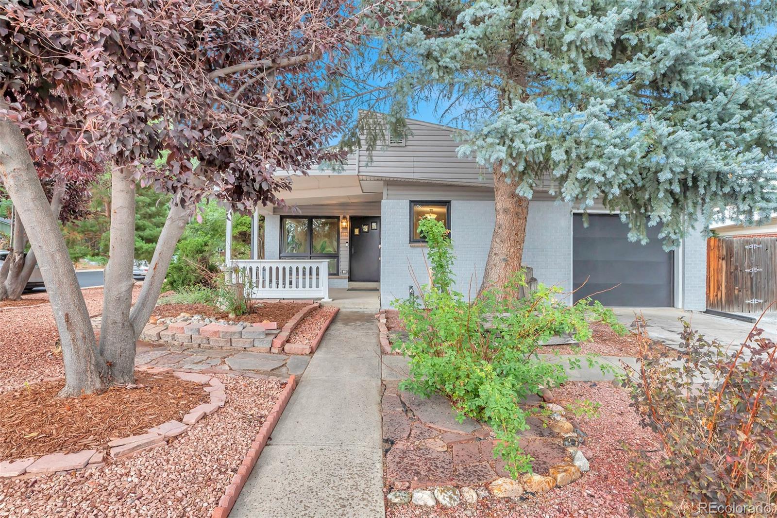 5990  estes street, Arvada sold home. Closed on 2024-10-18 for $660,000.