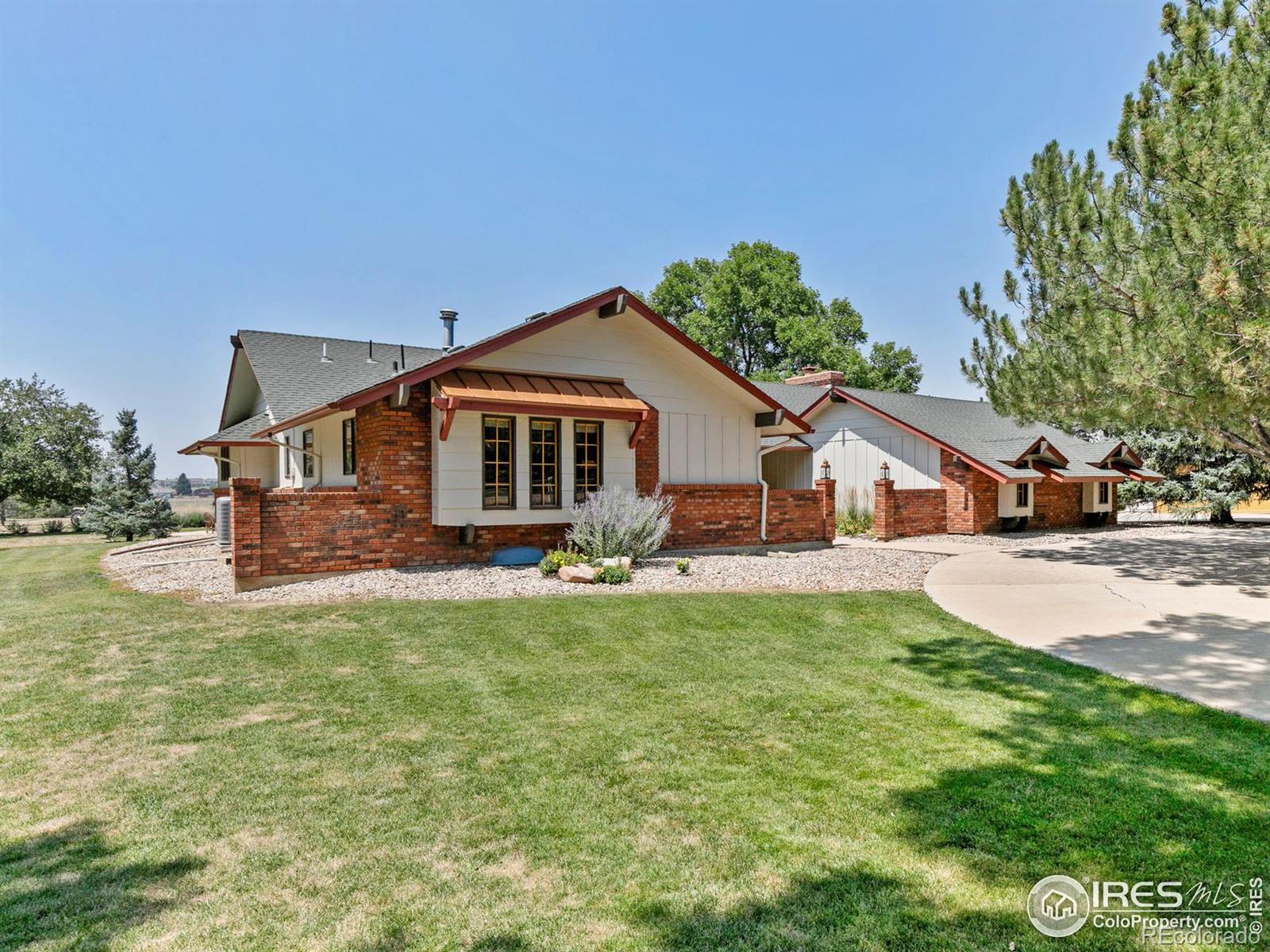 13581  Elmore Road, longmont MLS: 4567891015709 Beds: 5 Baths: 5 Price: $999,000