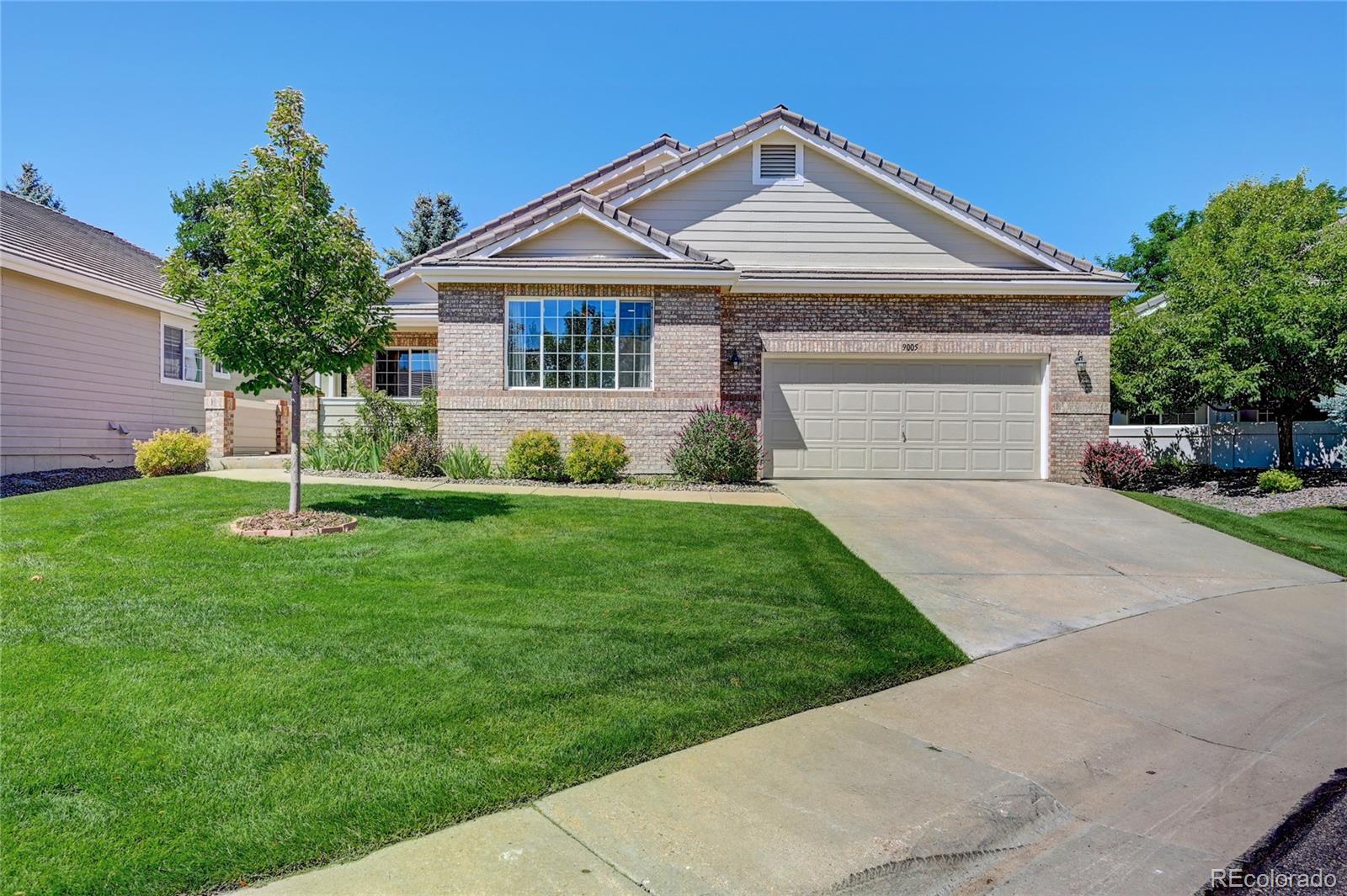 9005  Meadow Hill Circle, lone tree MLS: 3941983 Beds: 3 Baths: 4 Price: $865,000