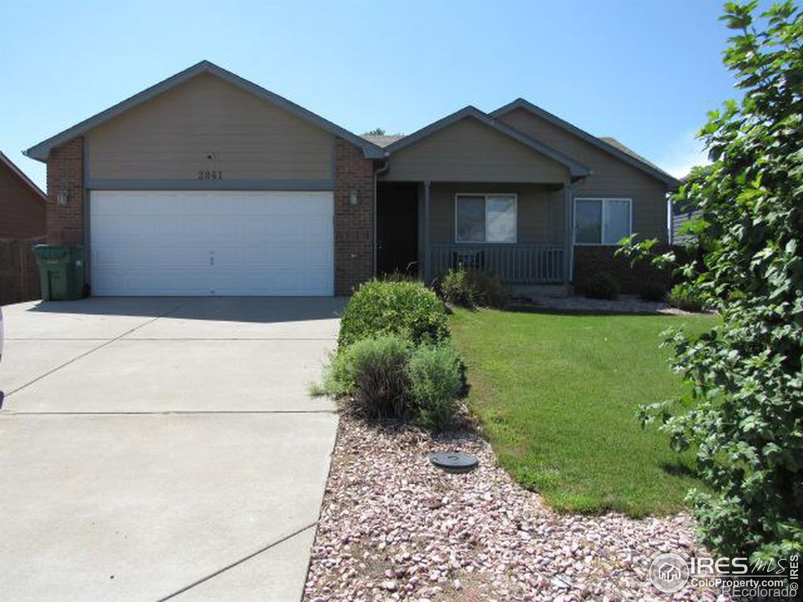 2841  Apricot Avenue, greeley MLS: 4567891015817 Beds: 3 Baths: 2 Price: $389,900