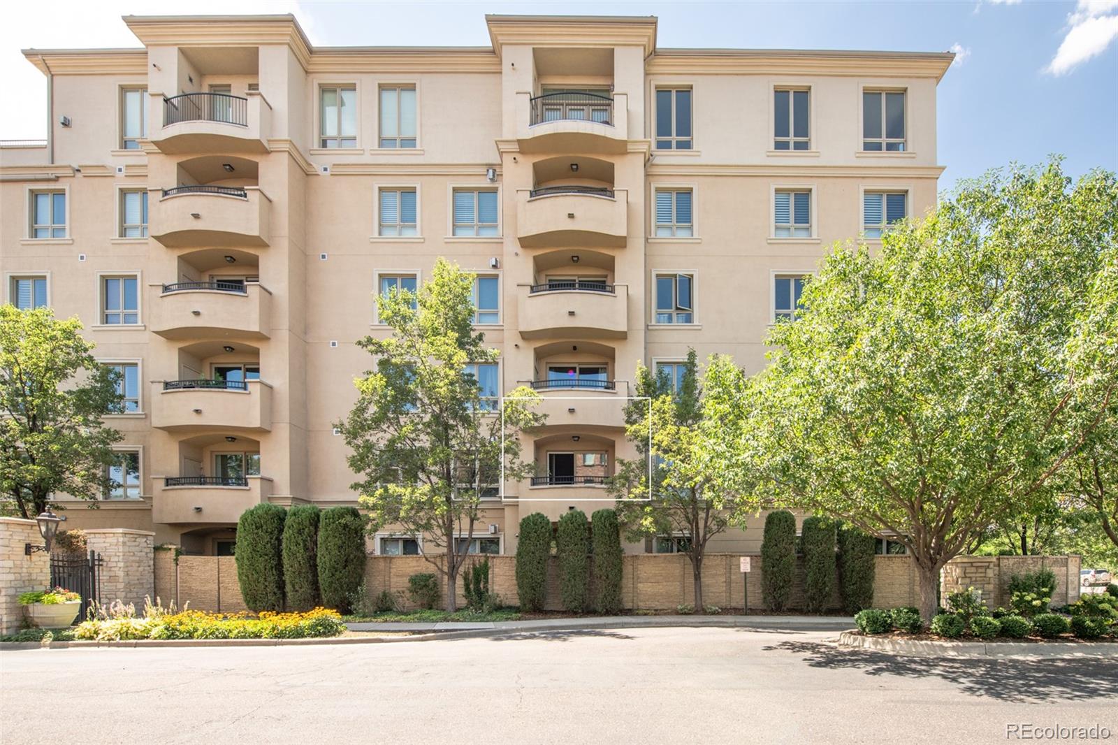 2500 E Cherry Creek South Drive 227, Denver  MLS: 3375428 Beds: 1 Baths: 1 Price: $485,000