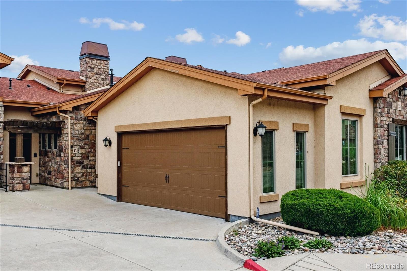 2261  primo road, Highlands Ranch sold home. Closed on 2024-09-20 for $839,000.